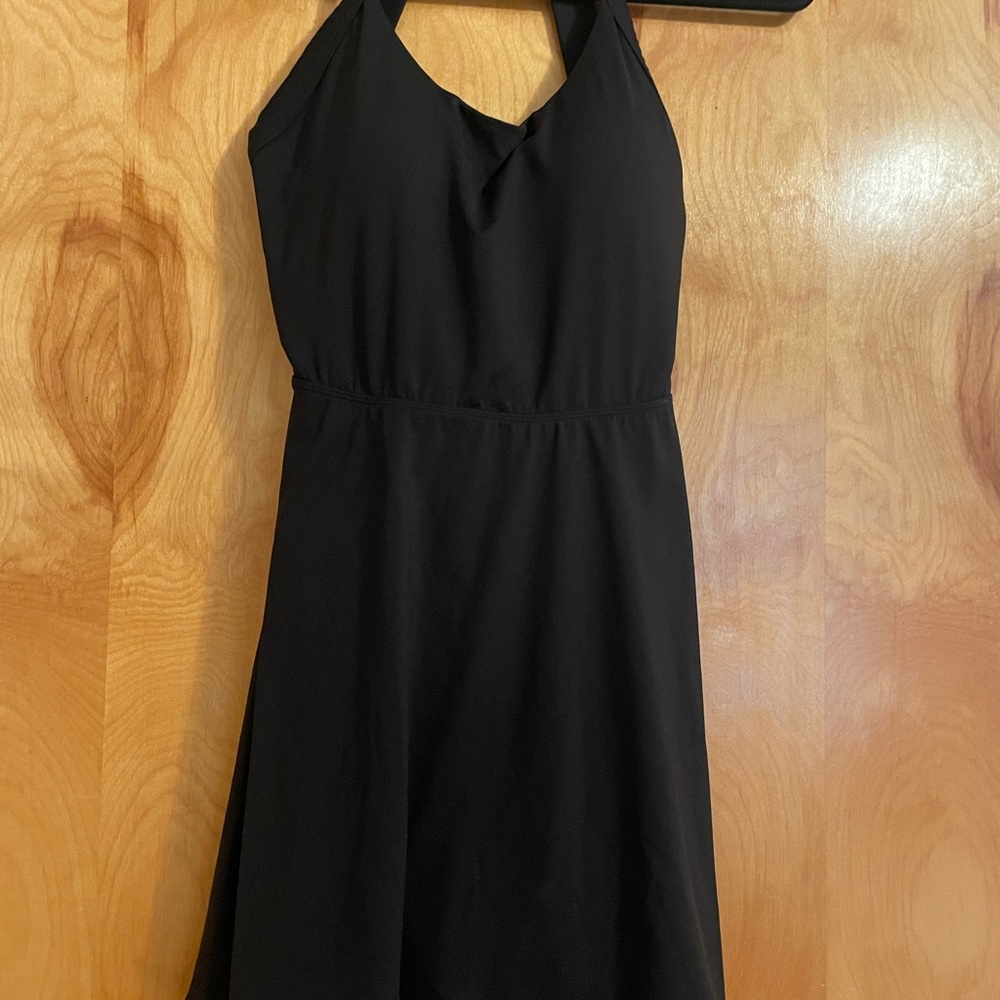 HALARA Black Easy Peezy Active Dress for D-F Cup